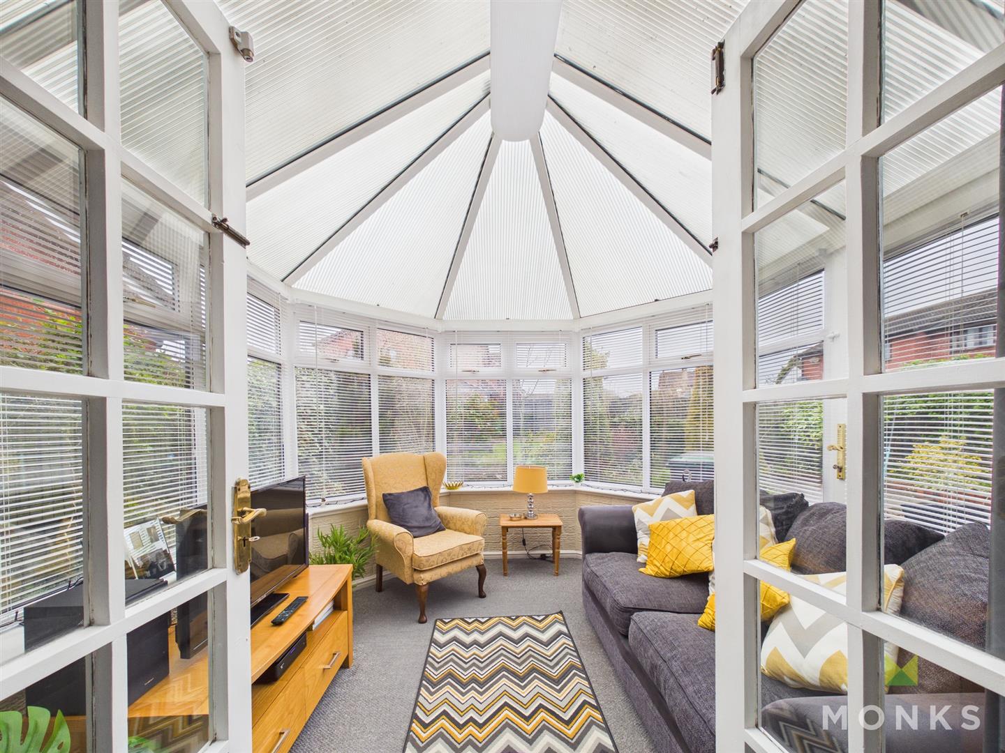 4 Crampton Court, Oswestry, SY11 2YP For Sale